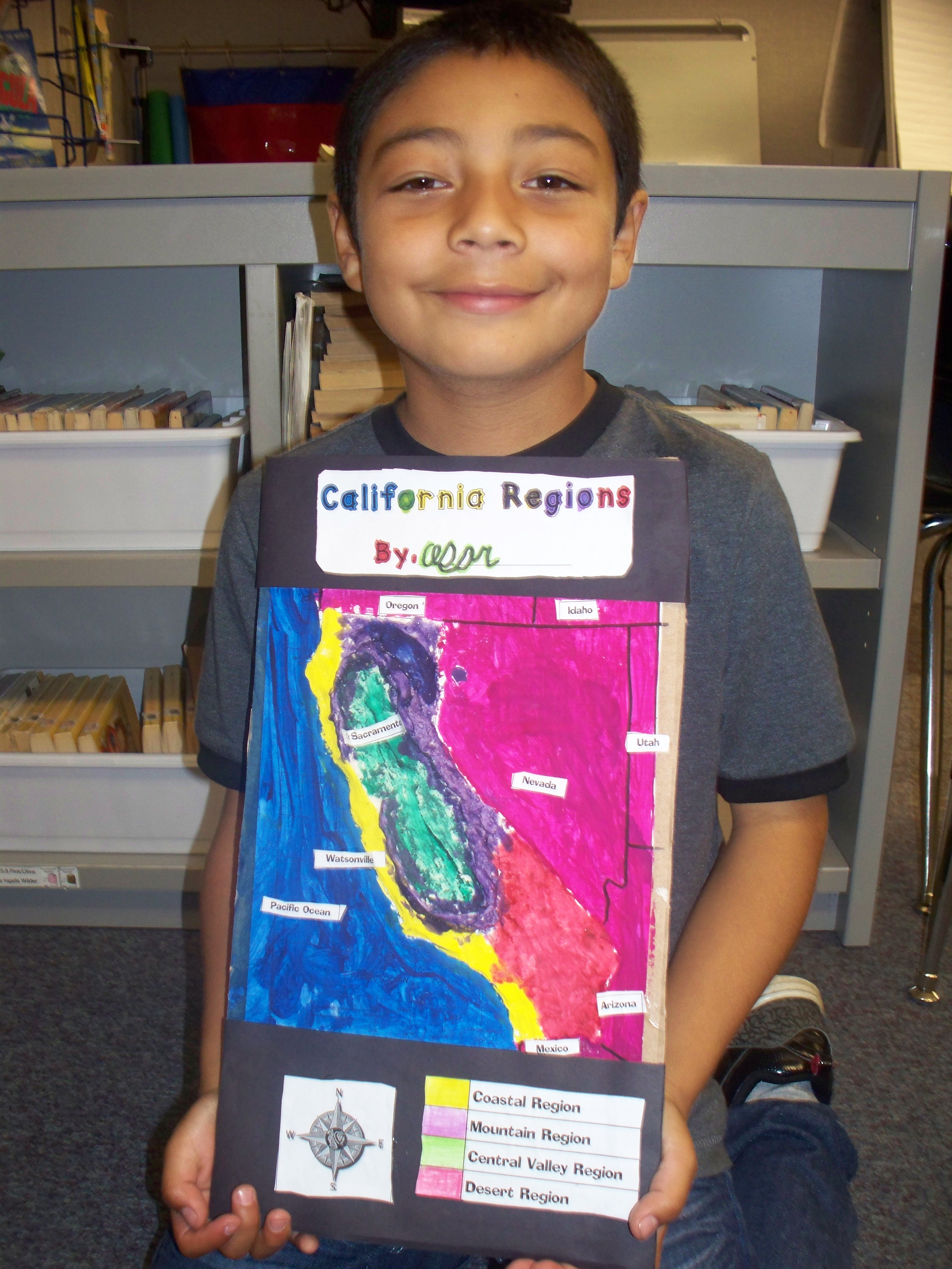 Fourth Garde student showing off their California map